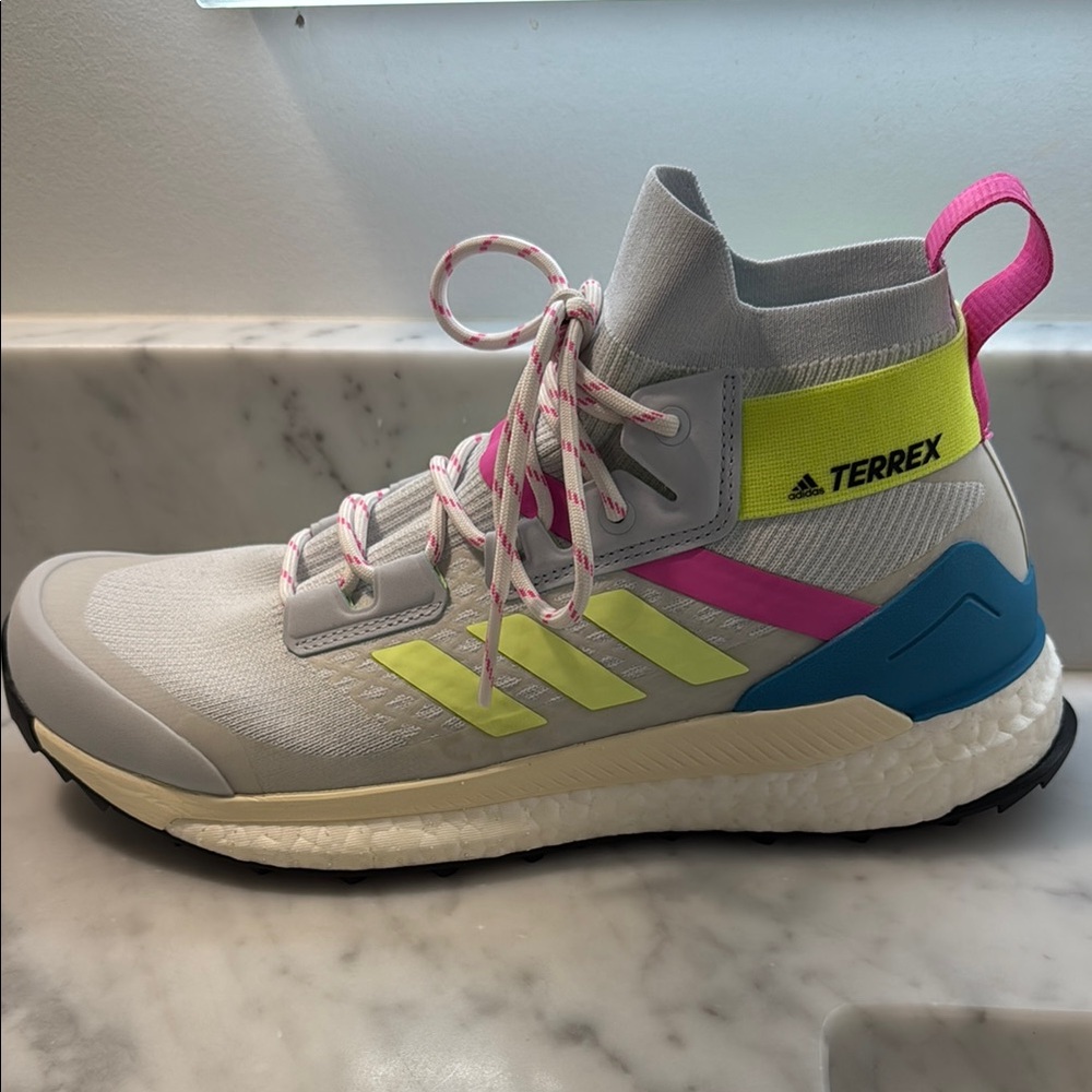 Adidas Terrex Women's Gray and Pink Athletic Shoes NWOB